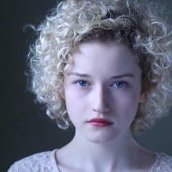 Julia-Garner - Filmmaker Magazine