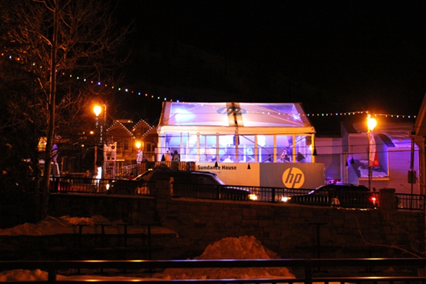 HP Lounge all lit up.