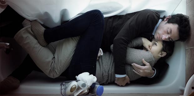 Shane Carruth and Amy Seimetz in Upstream Color.