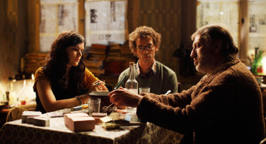 Soko, Jeremie Lippmann, Vladimir Fridman in "Friends From France"