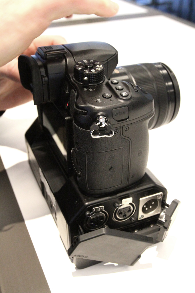 GH4 attached to DMW-YAGH Interface Unit.