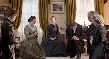 A Quiet Passion (Cynthia Nixon, center)