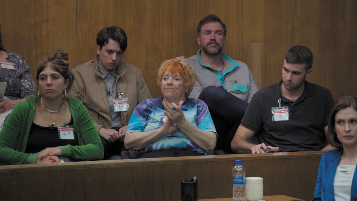 Edy Modica, Mekki Leeper, Susan Berger, Ross Kimball, and Ronald Gladden in Jury Duty