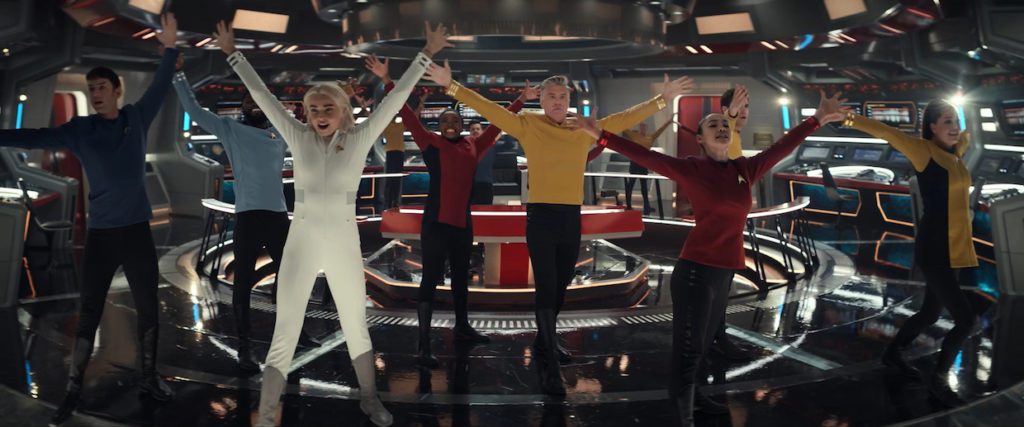 Ethan Peck as Spock, Babs Olusanmokun as M’Benga, Celia Rose Gooding as Shura, Anson Mount as Pike, Christina Chong as La’an and Rebecca Romijn as Una in Star Trek: Strange New Worlds streaming on Paramount+, 2023. Photo Credit: Best Possible Screengrab/Paramount+